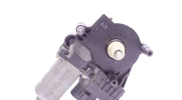 Volkswagen Touareg I Rear door window regulator motor 0130821784
