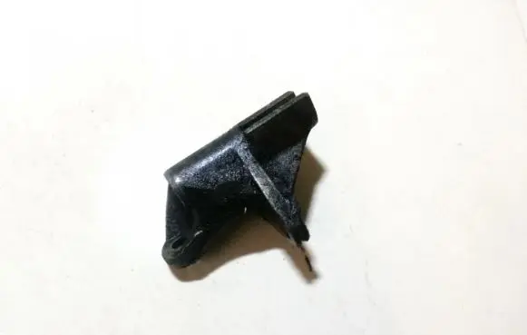 Volkswagen PASSAT B5 Engine mounting bracket 059903143e