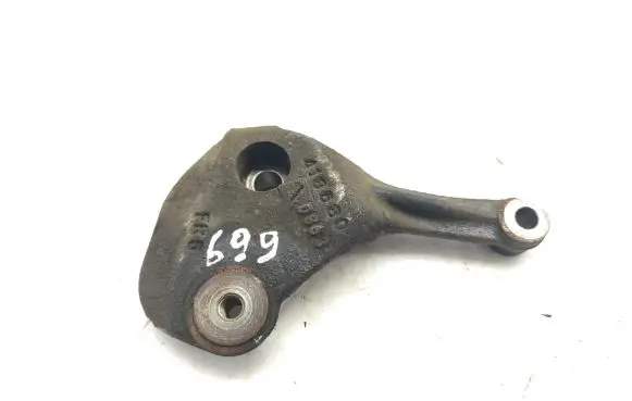 Citroen C3 Pluriel Engine mounting bracket