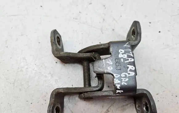 Suzuki Grand Vitara II Tailgate/trunk/boot hinge