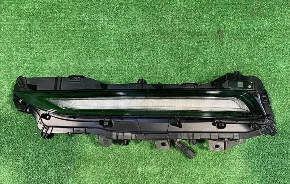 Toyota Mirai LED Daytime headlight 