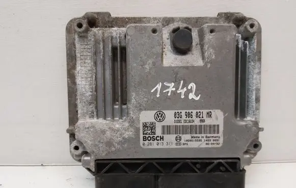 Volkswagen PASSAT B6 Engine control unit/module 03G906021MR