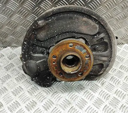 Mercedes-Benz GLE W167 Rear wheel hub A1674233200 A1673572200