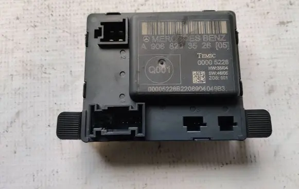 Volkswagen Crafter Door control unit/module A9068203526 00005228