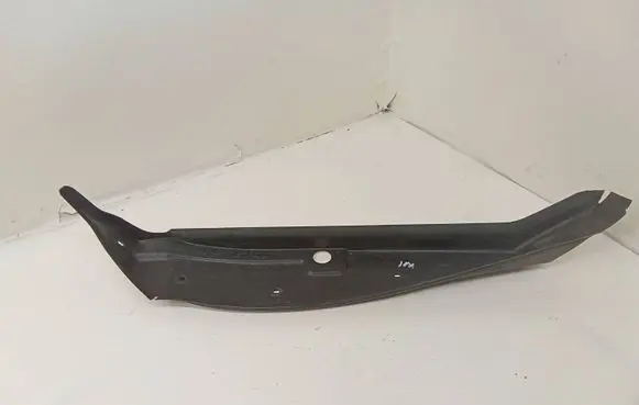 Fender end trim