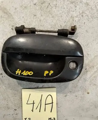 Hyundai H-100 Front door exterior handle 826604A000