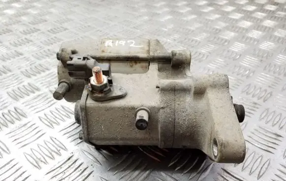 Toyota Yaris Starter motor 4280000570