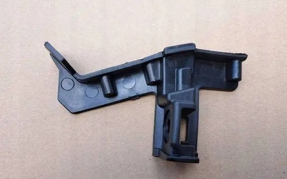 Hyundai Tucson TL Front bumper mounting bracket 86577D7000