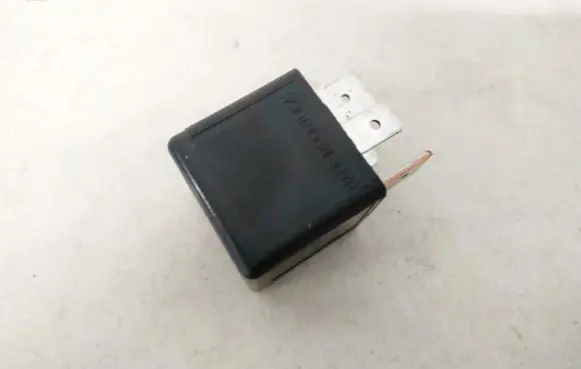 Volvo S80 Other relay 9441158 v23134-j52-x346