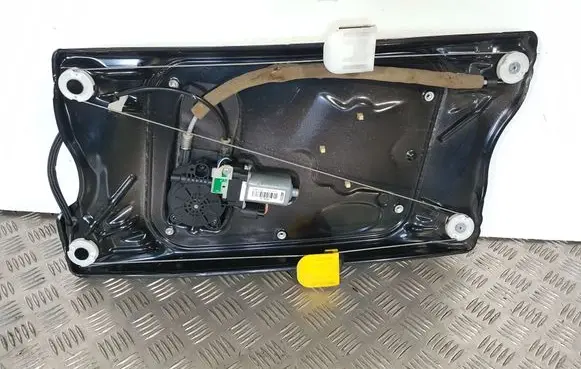 Land Rover Freelander 2 - LR2 Front door window regulator with motor 6H5223200AN