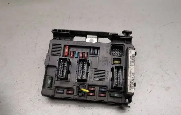 Citroen C3 BSM Control unit 9643498880 BSMB3