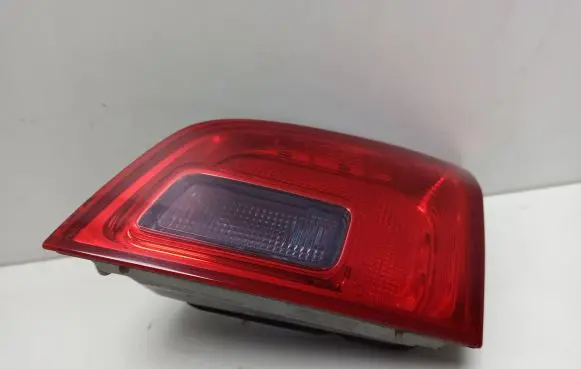 Opel Astra J Tailgate rear/tail lights 13282247