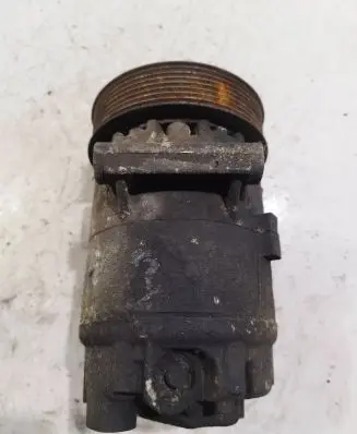 Renault Scenic II - Grand scenic II Air conditioning (A/C) compressor (pump) 8200309193