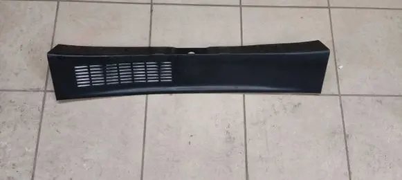 Mitsubishi Outlander Trunk/boot sill cover protection 7240A135 4B45X