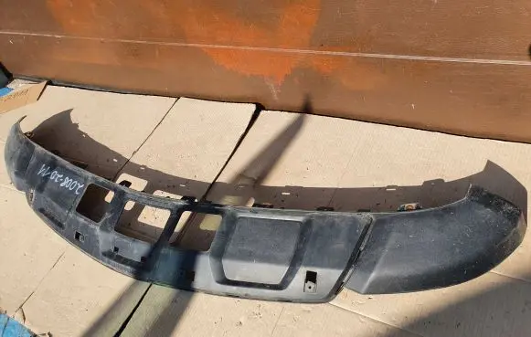 Mercedes-Benz ML W164 Front bumper lip A1648857325
