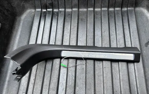 Volvo S90, V90 Front sill trim cover 31377616