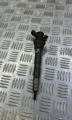 Jaguar F-Pace Fuel injector 64D39K546AA