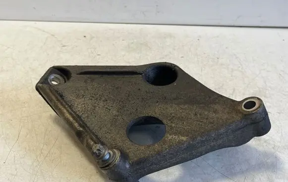 BMW X3 F25 Engine mounting bracket 6784825