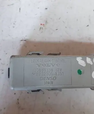 Volvo S40, V40 Alarm control unit/module 30889338 MB2323008351