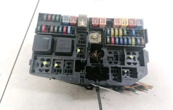 Jaguar X-Type Fuse box set 9441158 F0AB-14B192-AA