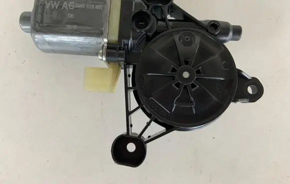 Audi Q7 4M Rear door window regulator motor 8W0959801