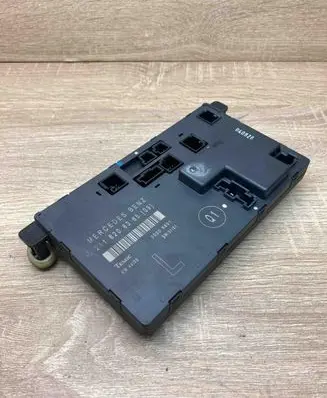 Mercedes-Benz E W211 Door control unit/module 2118208385 00006801