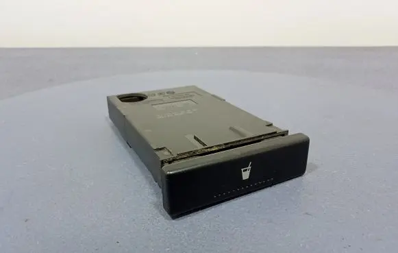 Volkswagen Sharan Glove box 7M3858601