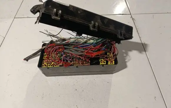 Chrysler 300 - 300C Fuse box set P04607496AE