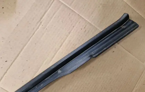 Volkswagen Golf II Rear sill trim cover 193853371