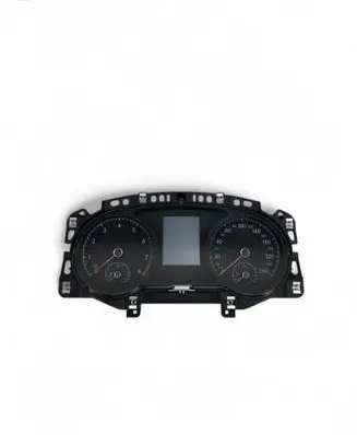 Volkswagen Golf VII Speedometer (instrument cluster) 5G1920742B