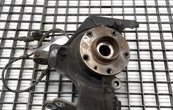 Fiat Tipo Front wheel hub spindle knuckle 