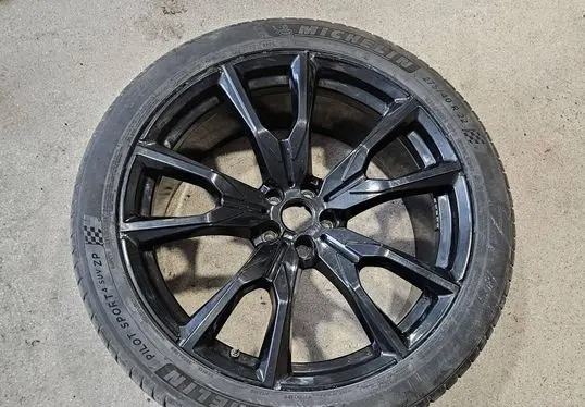 BMW X7 G07 R22 alloy rim 5A269F7