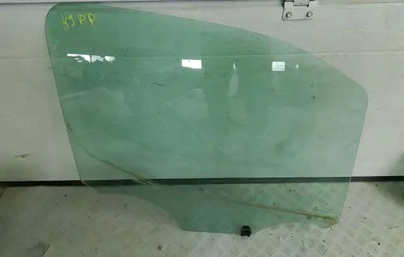 Toyota Proace Front door window/glass (coupe) 