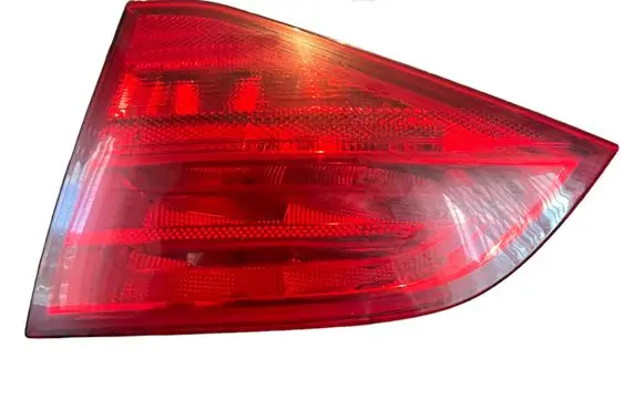 Audi A4 S4 B8 8K Tailgate rear/tail lights 17S8K9945094 219602 21968006