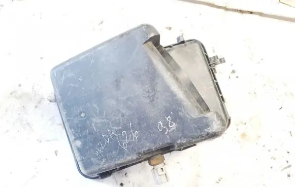Air filter box