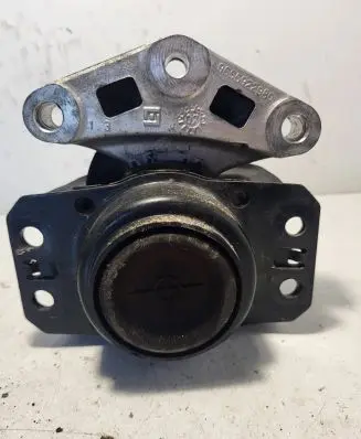 Peugeot 308 Engine mount bracket 9636845880 9636583980 9636270080