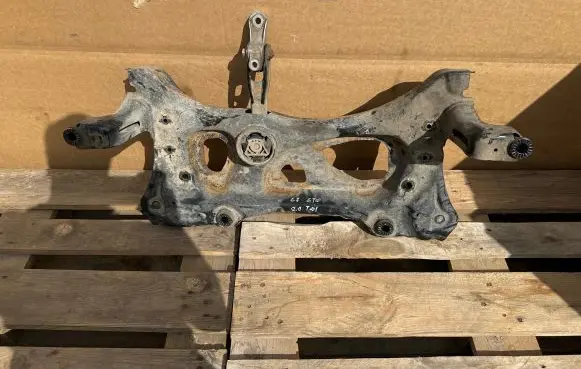 Volkswagen Golf VII Front subframe 5Q0199315R 5Q0199855AF