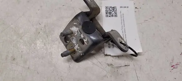 Jaguar S-Type Rear door lower hinge