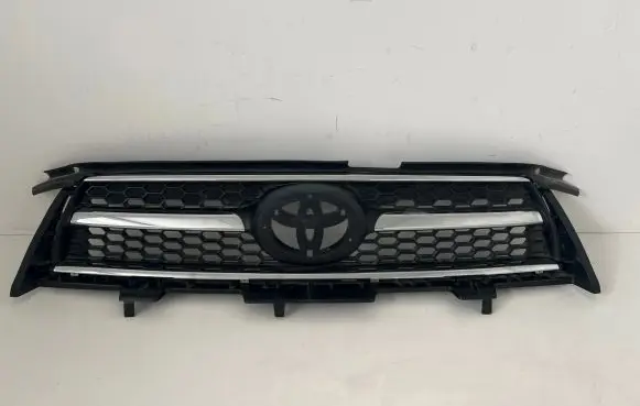Toyota RAV 4 (XA10) Front bumper upper radiator grill 5311148140 42140