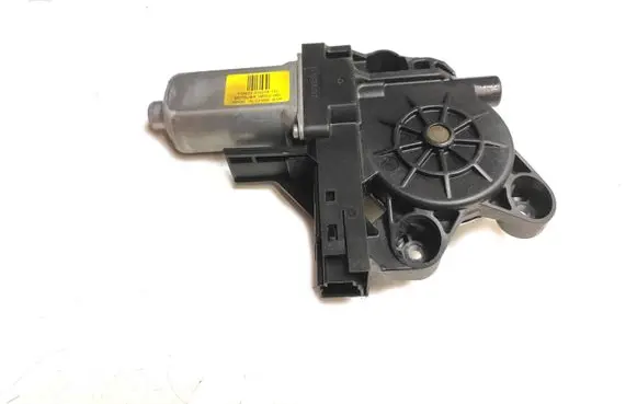 Volvo V70 Front door window regulator motor 970714 11082097071