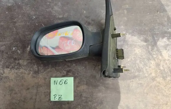 Renault Scenic I Front door electric wing mirror 82374823