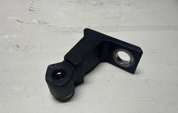Audi Q3 8U Rear door lower hinge A047058