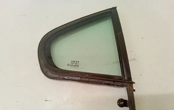 Volvo S60 Rear vent window glass 43R001025