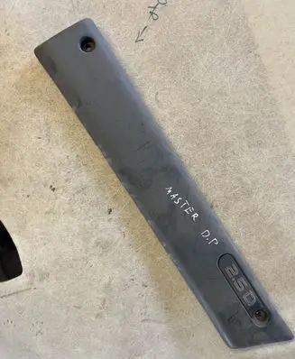 Renault Master II Front door trim (molding) 7701692581
