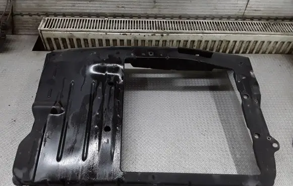 Volkswagen Fox Radiator support slam panel