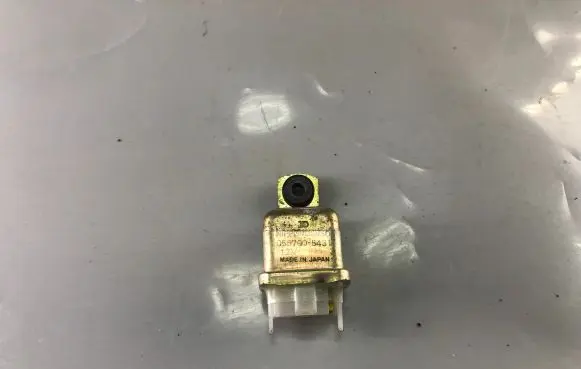 Mitsubishi Pajero Pinin ABS relay 0567005431