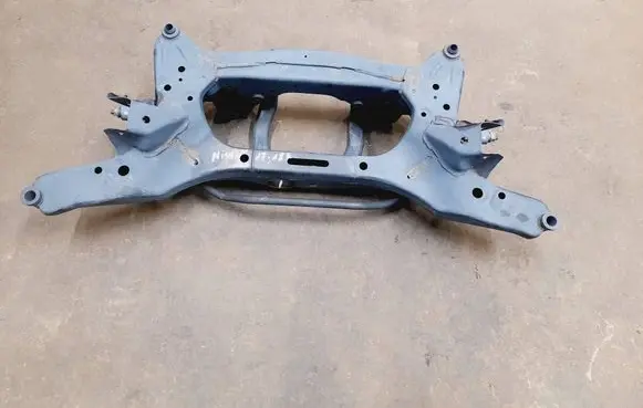 Nissan Qashqai Rear beam 