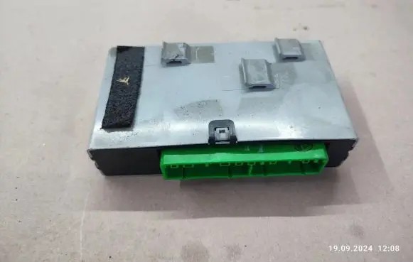 Volvo S40, V40 Alarm control unit/module 30889926