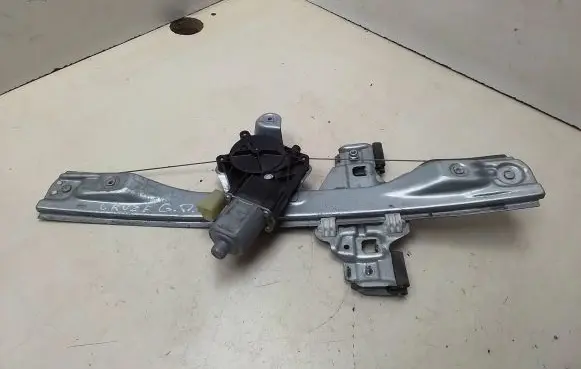 Chevrolet Cruze Front door window regulator with motor 98820j3010