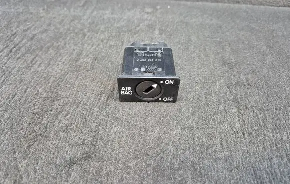 Audi Q7 4L Passenger airbag on/off switch 1K0919237C 1K0919237C9B9 1K8919237WGI